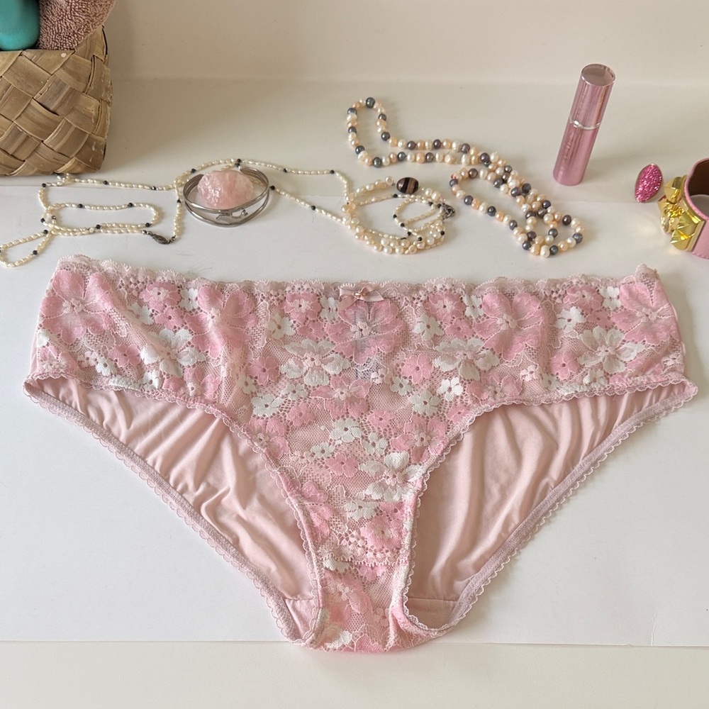 Victoria's Secret Pink Floral Lace & Satin “hip hugger/hipster” style, Panties